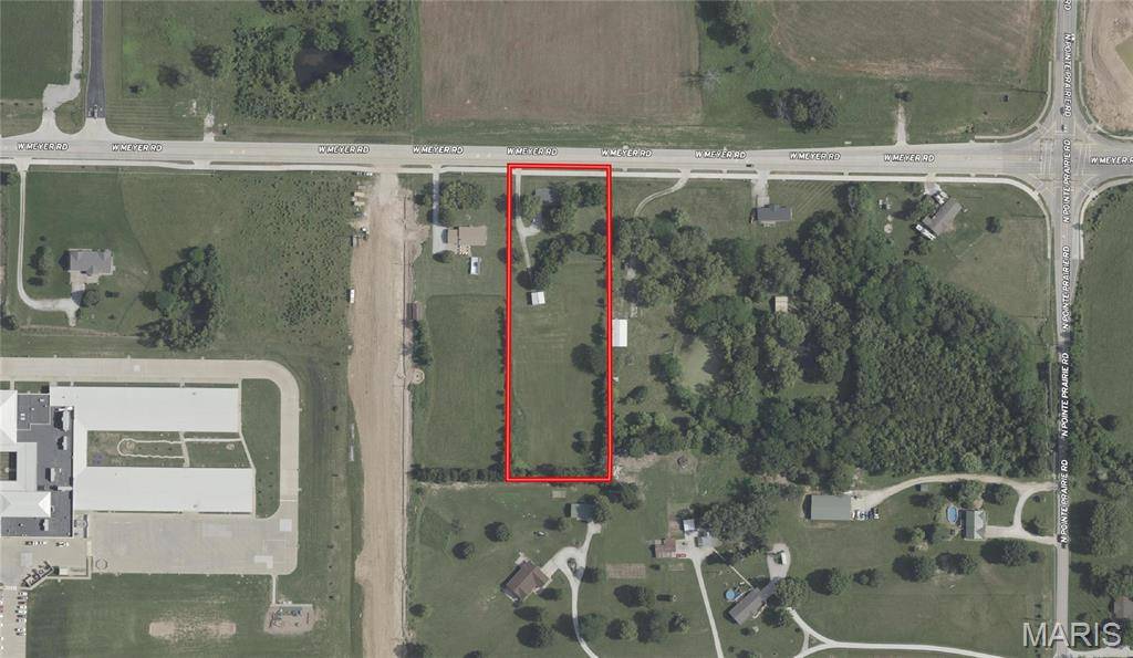 2466 W Meyer RD, Wentzville, MO 63385