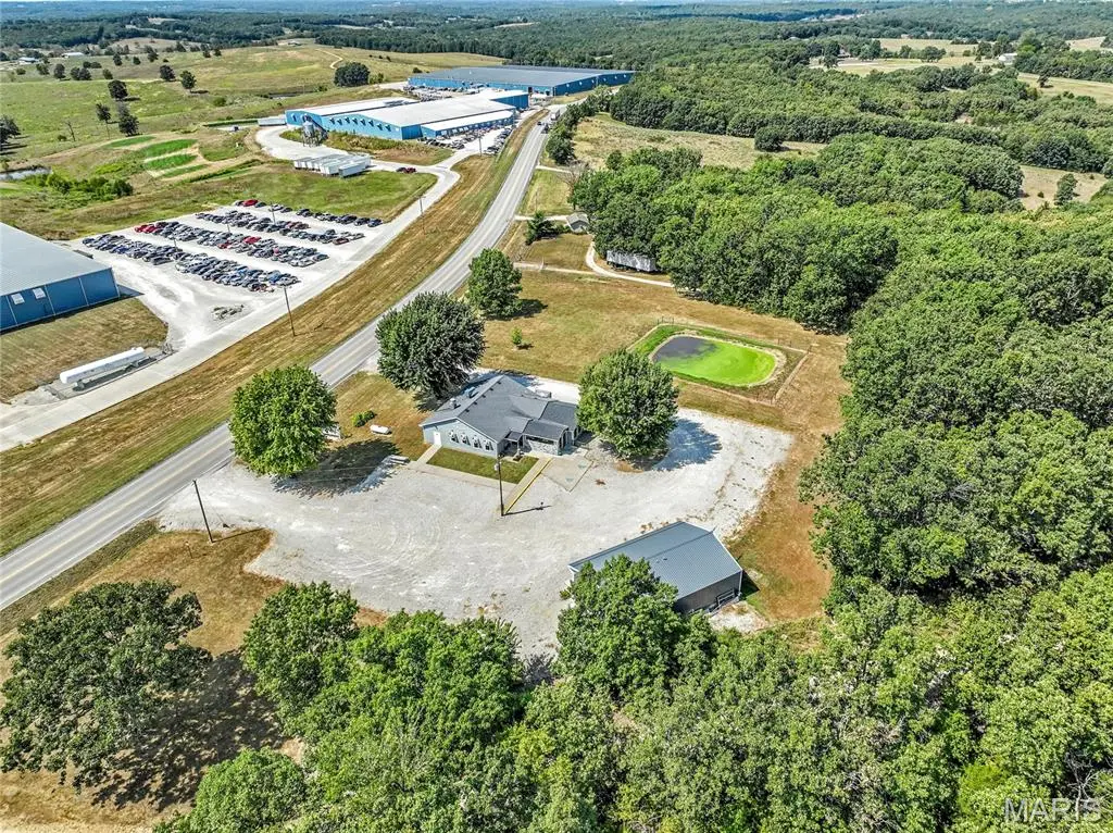 36650 Highway 63 N, Vienna, MO 65582