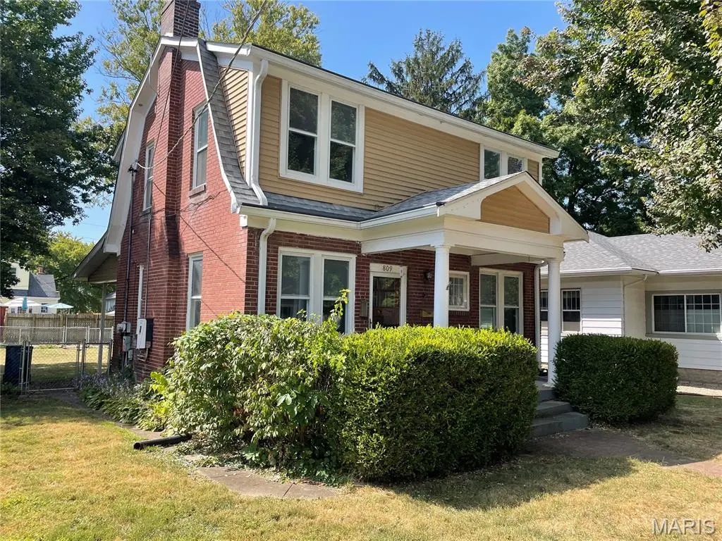 809 Logan ST, Alton, IL 62002