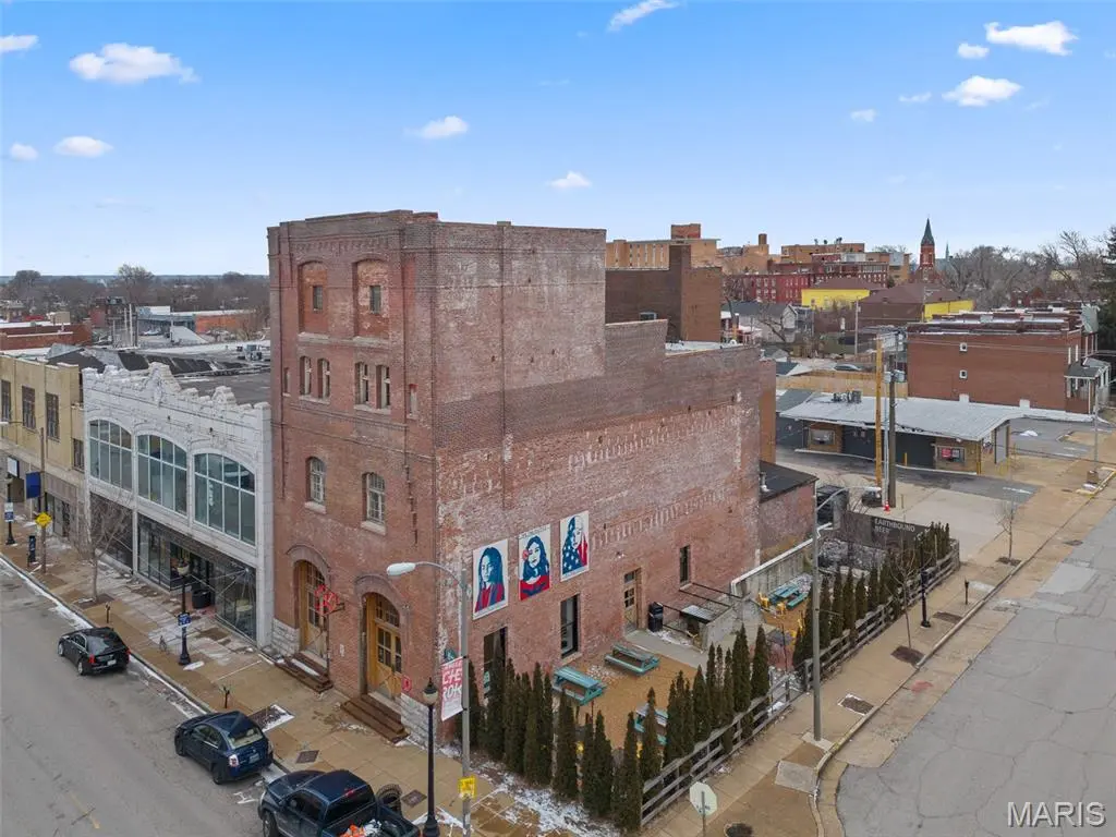 2724 Cherokee ST, St Louis, MO 63118