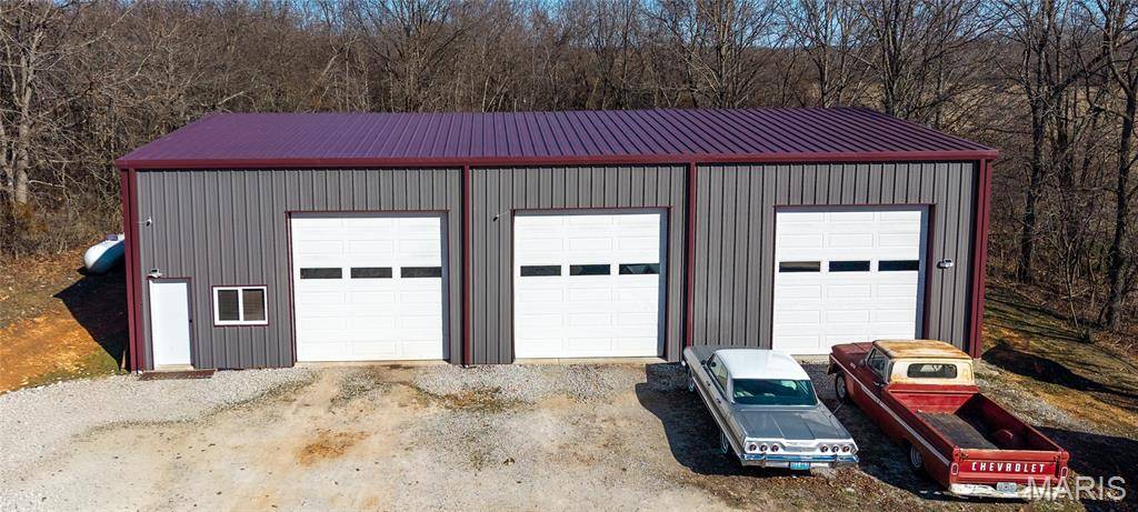 1813 Private Road 8650, West Plains, MO 65775