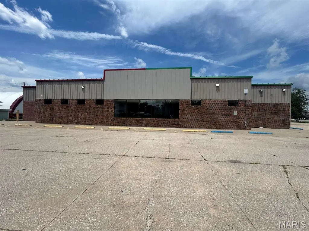 109 Clark Street, La Plata, MO 63549