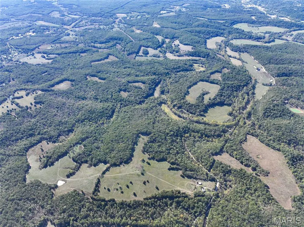 Long Spring Long Spring RD, Steelville, MO 65565