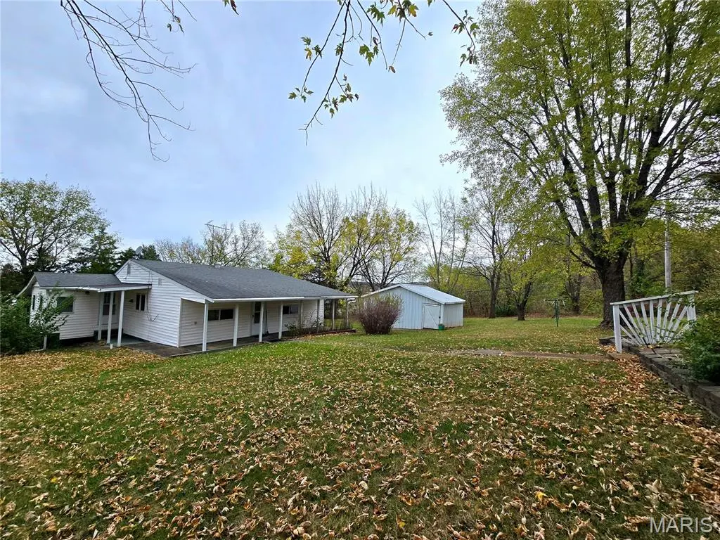 10099 Franklin RD, Potosi, MO 63664