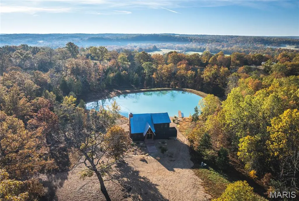 320 Cedar Ford RD, Steelville, MO 65565