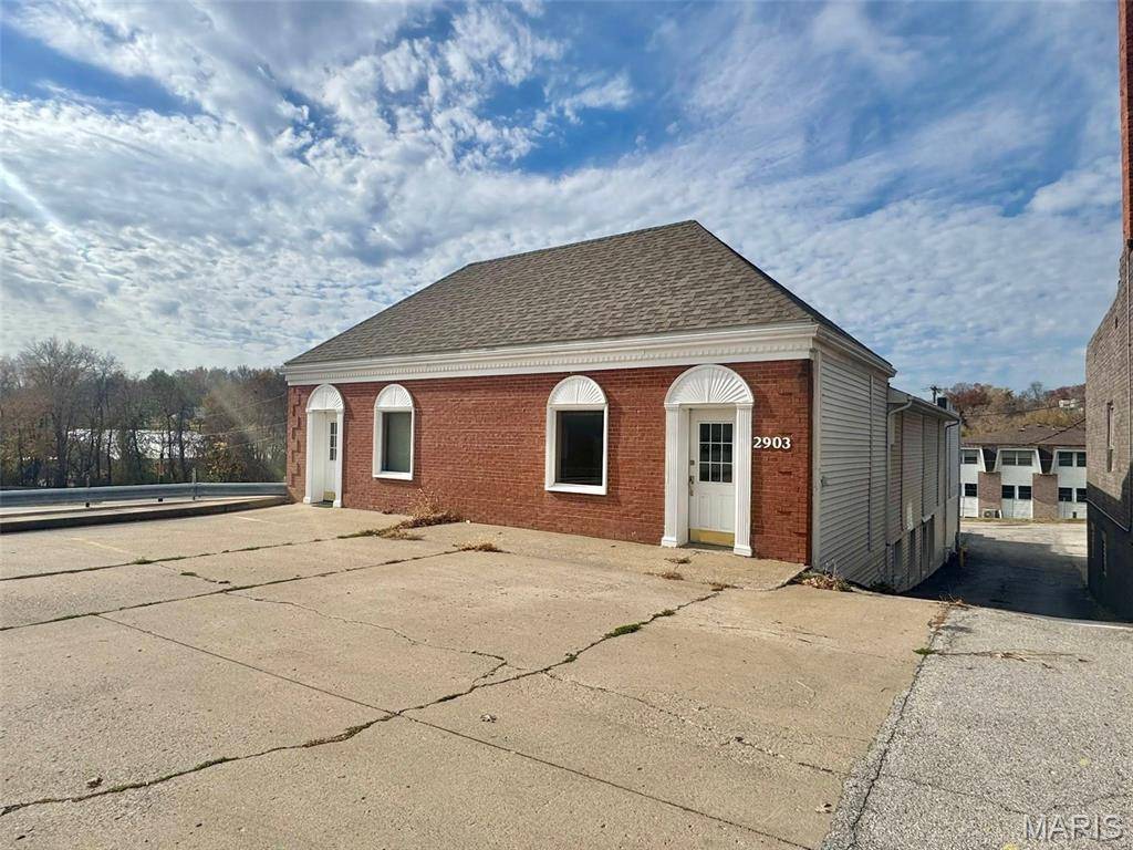 2903 Saint Marys AVE, Hannibal, MO 63401