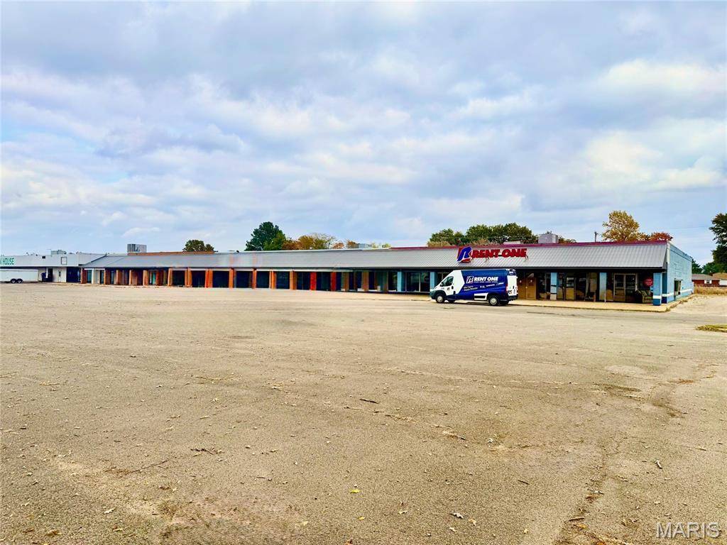 1100 N Douglass ST, Malden, MO 63863