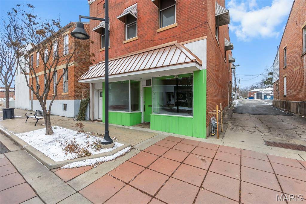 520 Broadway ST, Cape Girardeau, MO 63701