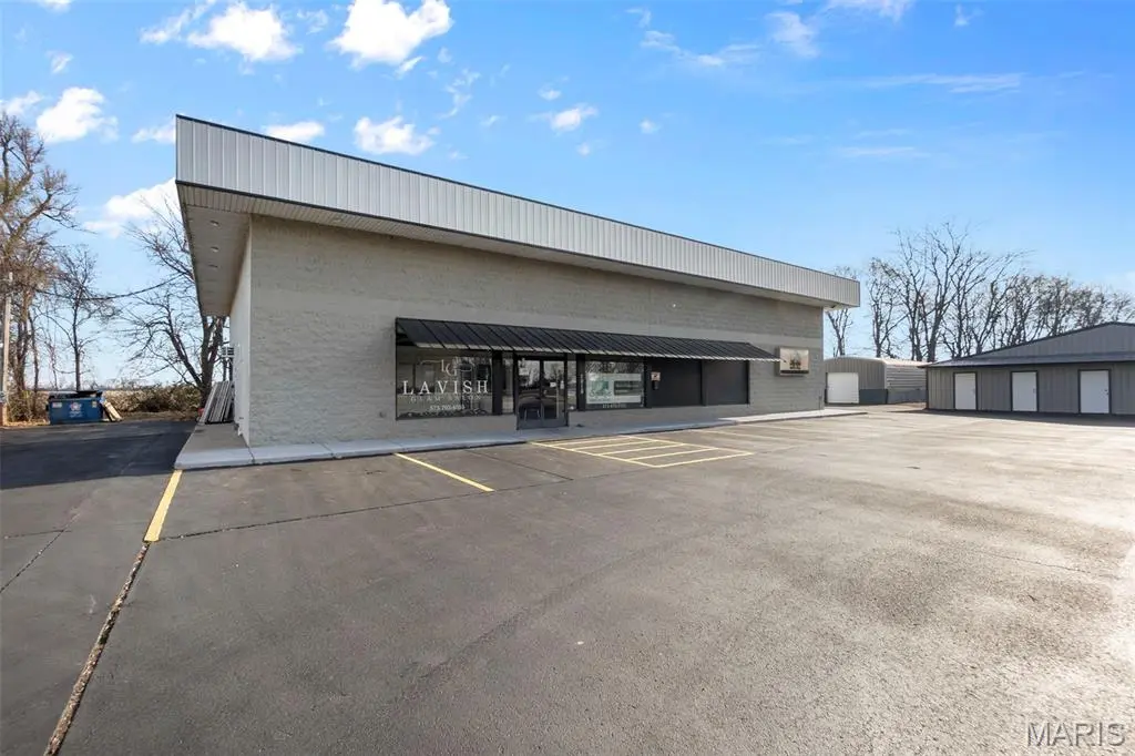 2008 & 2010 N Main ST, Sikeston, MO 63801