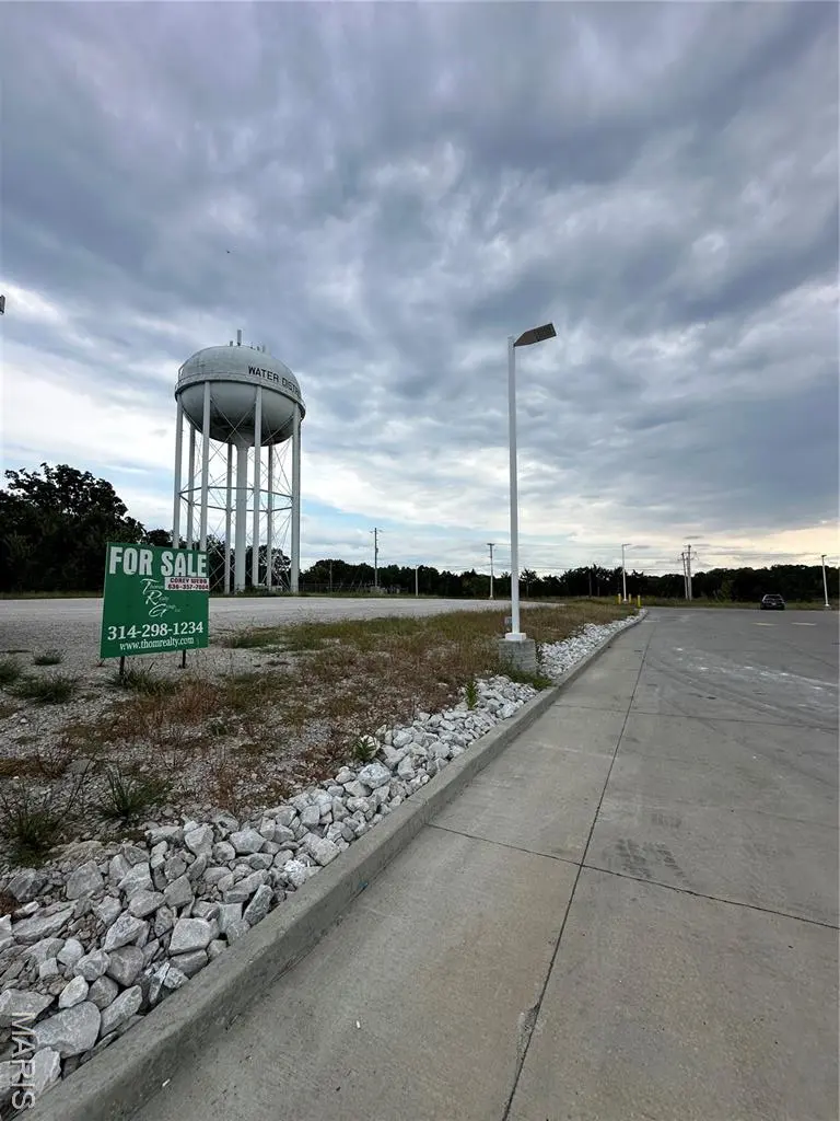 21 E Highway, Wentzville, MO 63385