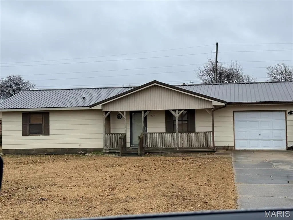 1710 Sidney ST, Malden, MO 63863