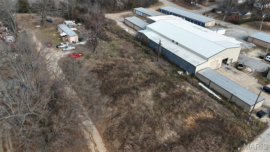 2057 Cravens, Poplar Bluff, MO 63901