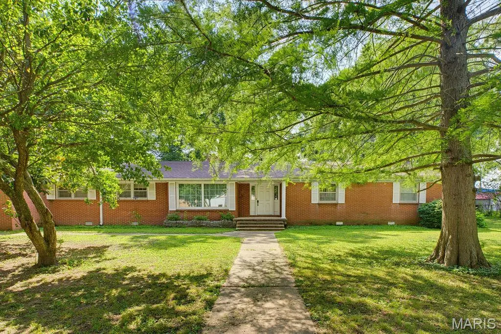 127 McKinley Ave, Fisk, MO 63940