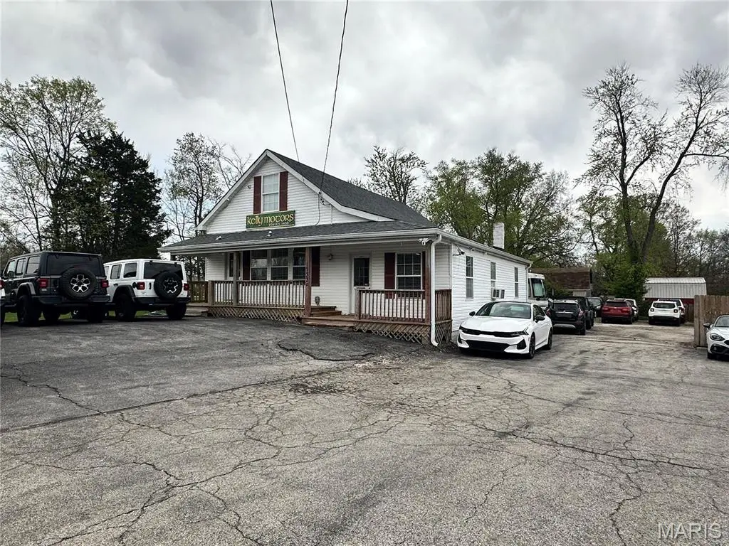 17330 Manchester, Wildwood, MO 63038