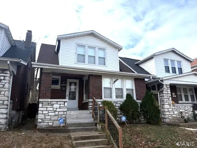 1012 Bates ST, St Louis, MO 63111