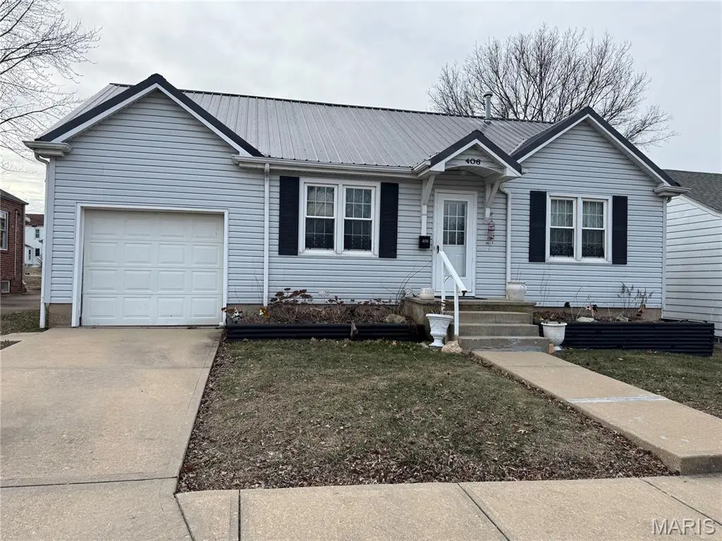 406 E Washington AVE, Owensville, MO 65066