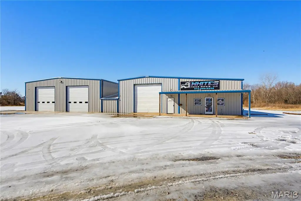 17927 Hwy 67 South, Neelyville, MO 63954