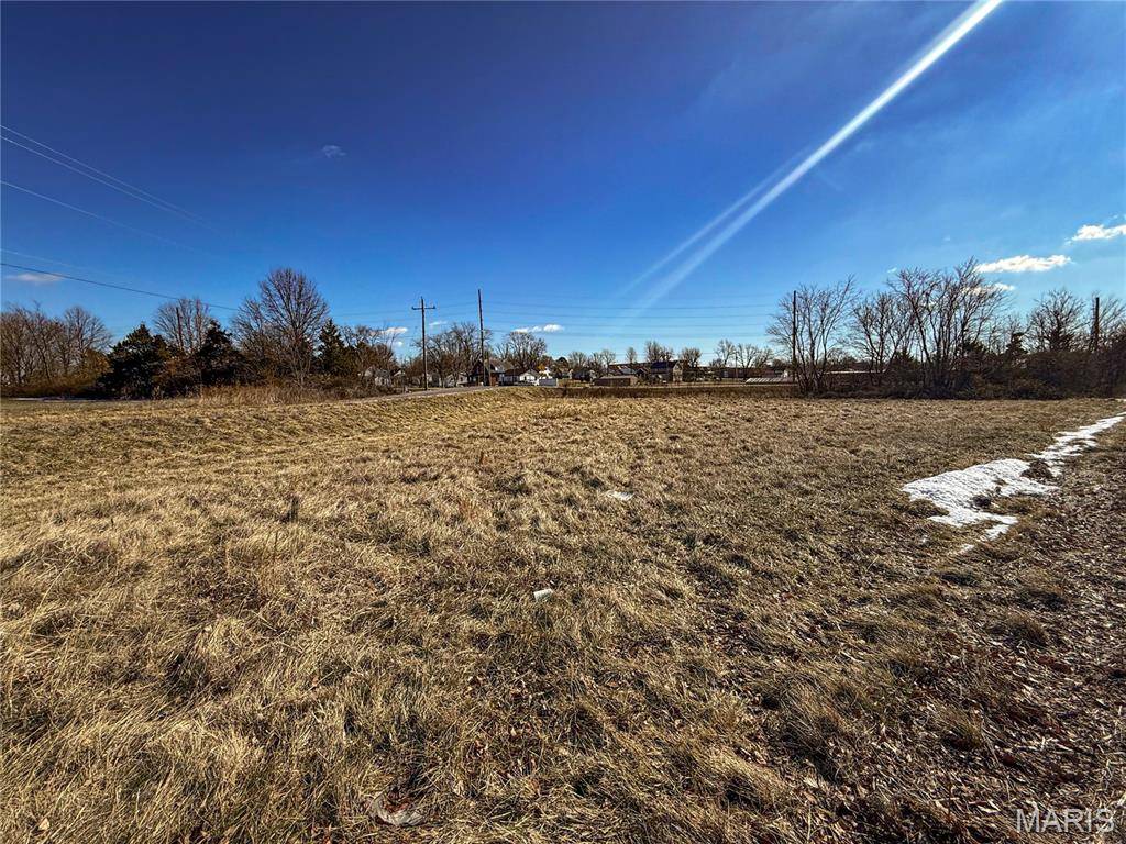 1000 W Link ST, Owensville, MO 65066
