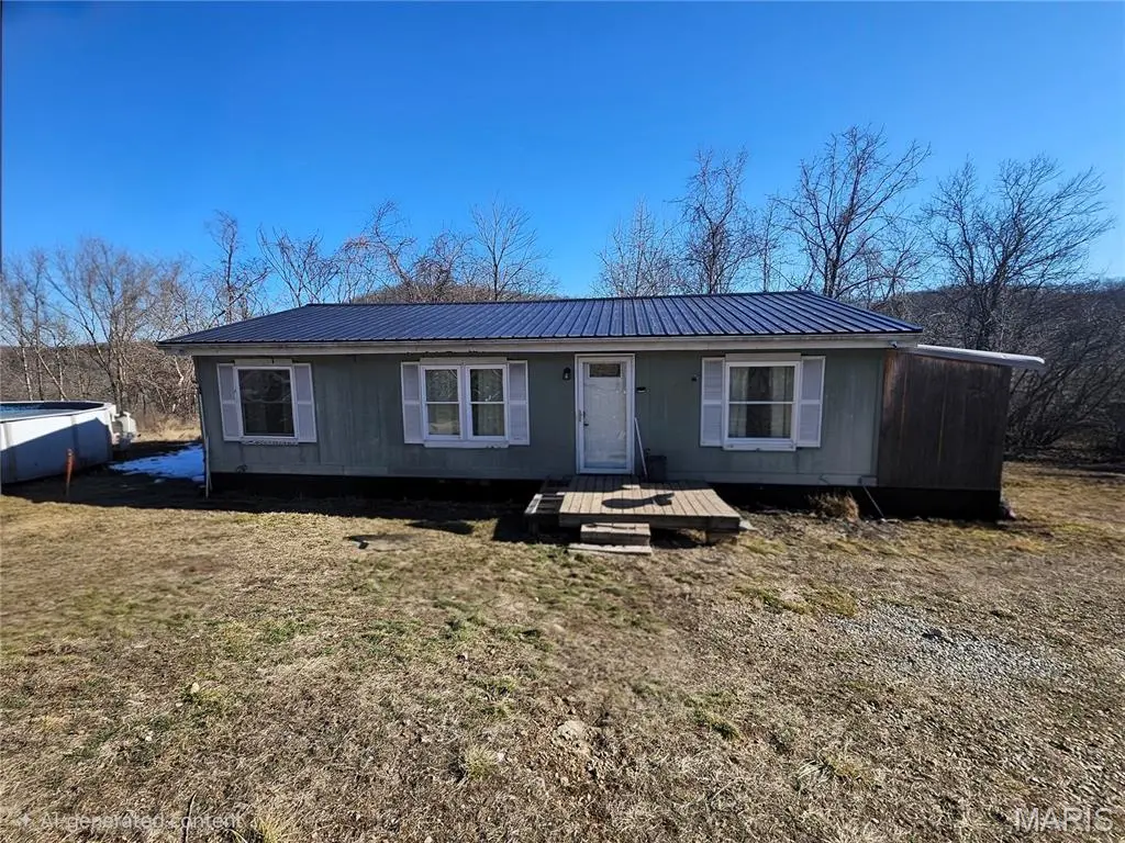 21255 Laramie RD, St Robert, MO 65584