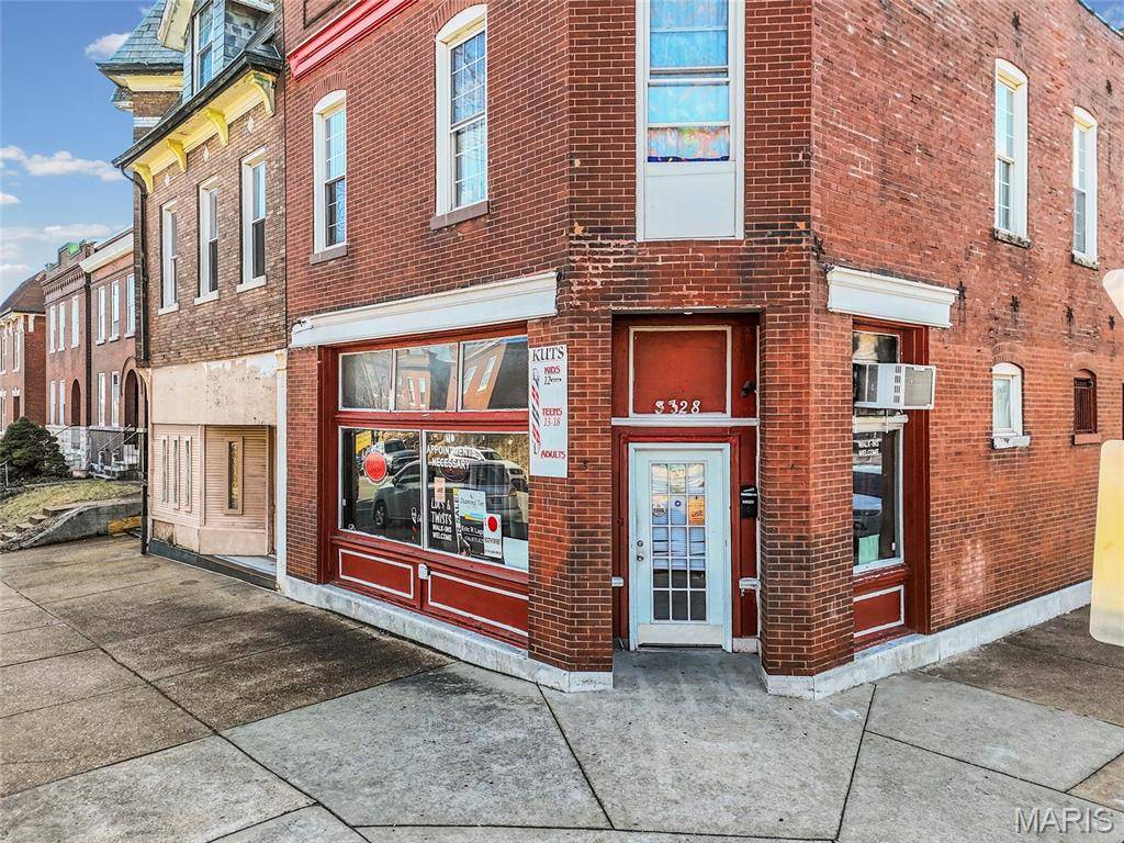 3328 Chippewa ST, St Louis, MO 63118