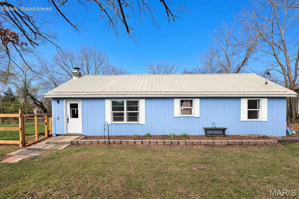 479 Oak Hill Drive Road, Houston, MO 65483