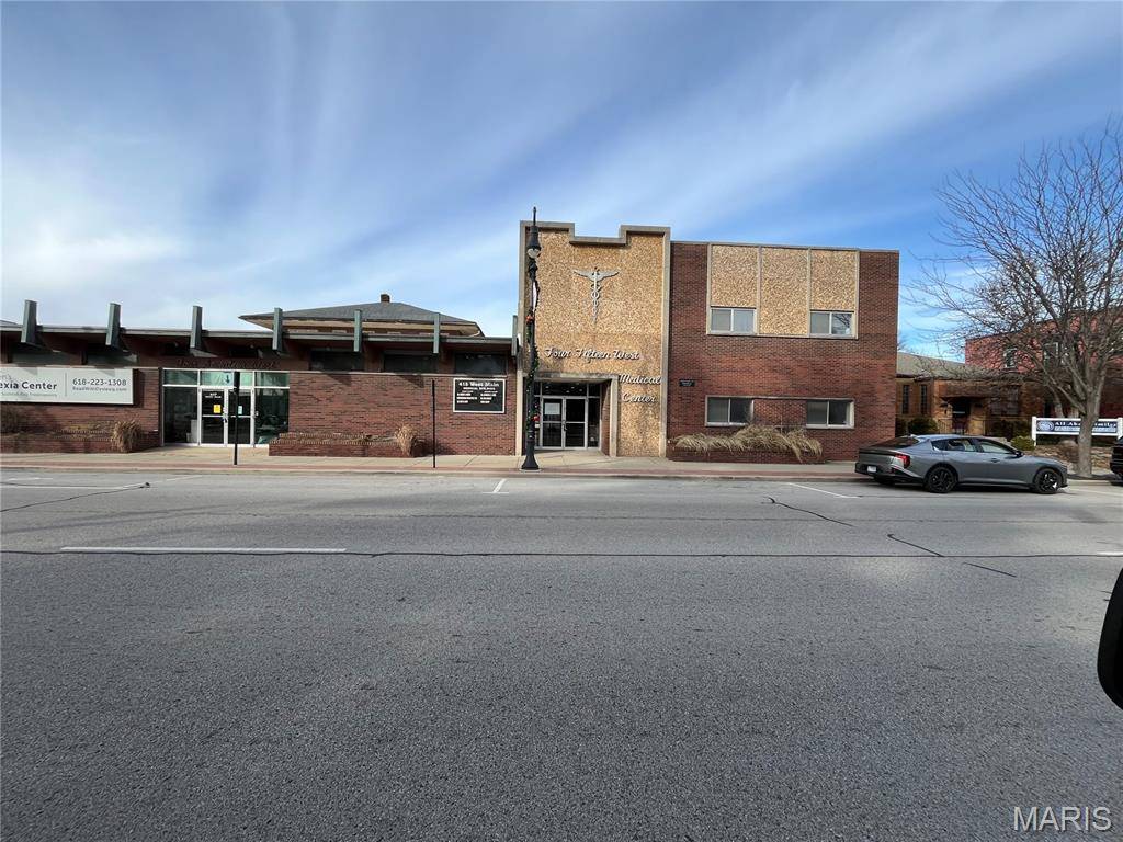 415 W Main ST, Collinsville, IL 62234