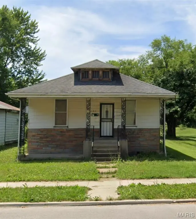 2406 Saint Louis AVE, East St Louis, IL 62205