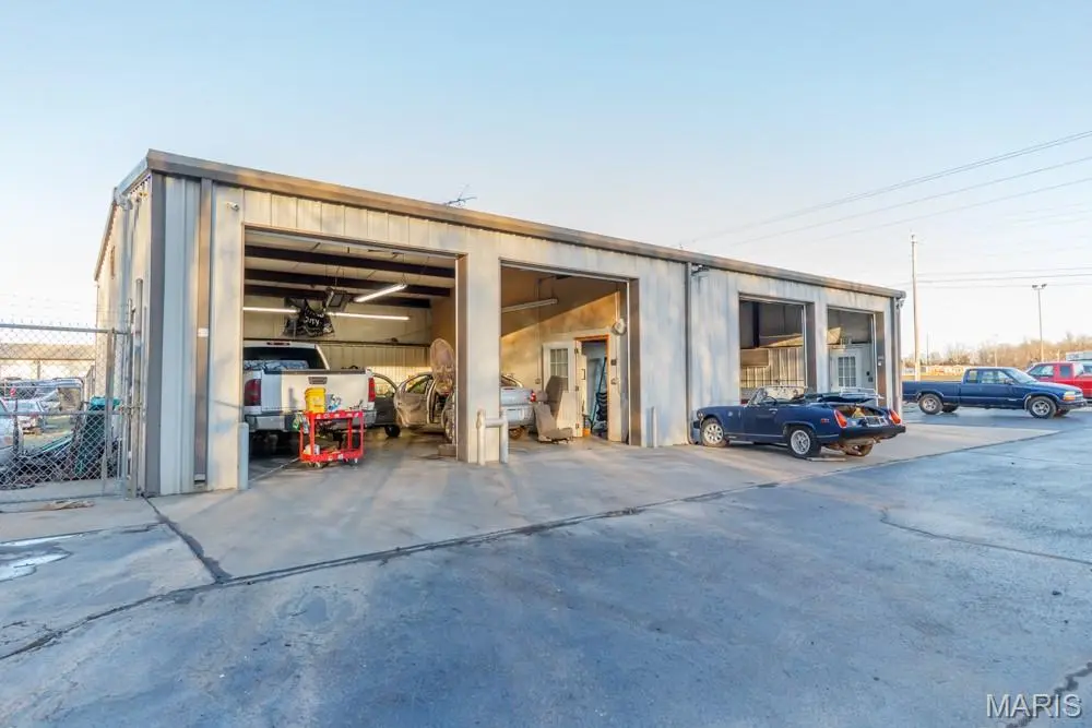 1509 Route 66, Lebanon, MO 65536