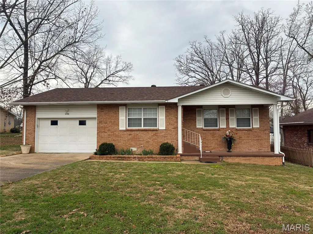 1723 Sunset DR, Poplar Bluff, MO 63901