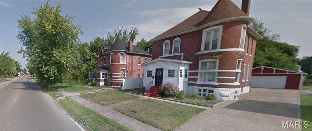 3101 Bond AVE, East St Louis, IL 62207