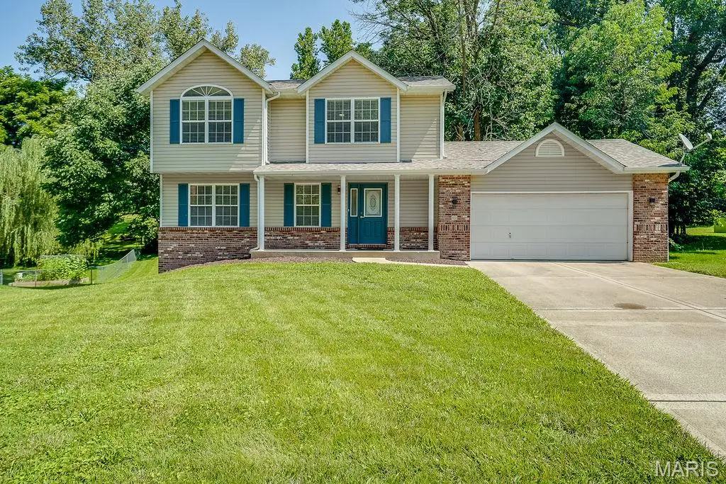 42 Alta ST, Glen Carbon, IL 62034