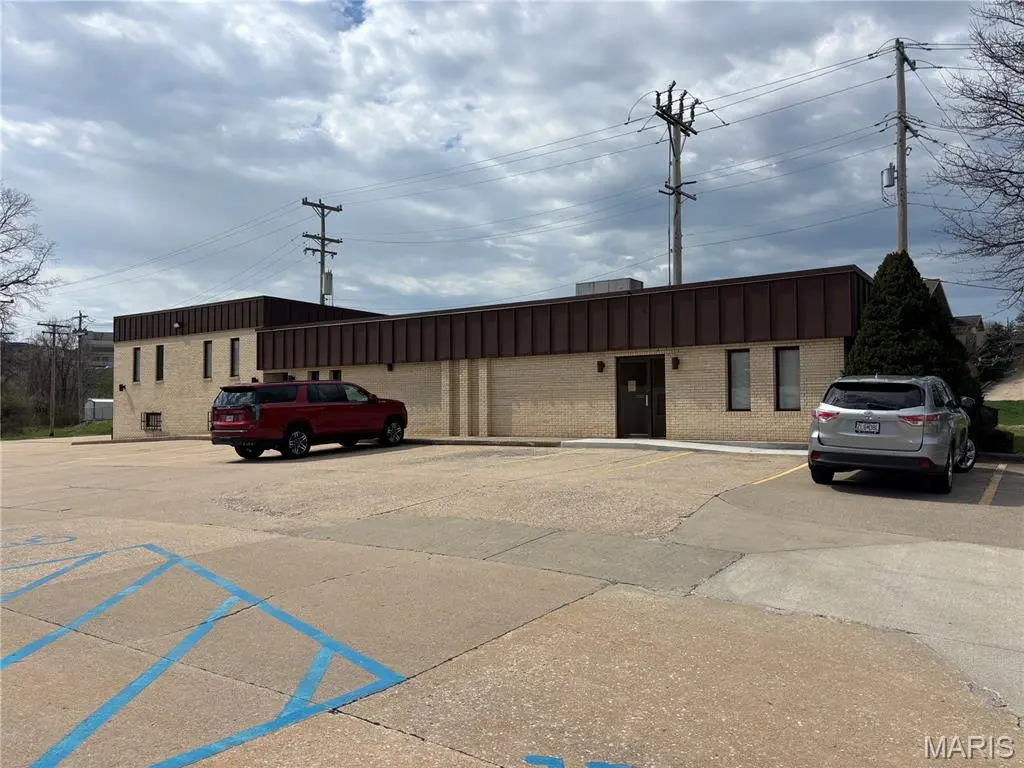 2913 Independence ST #Main Level, Cape Girardeau, MO 63703