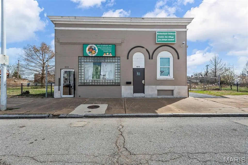 8212 Alabama AVE, St Louis, MO 63111