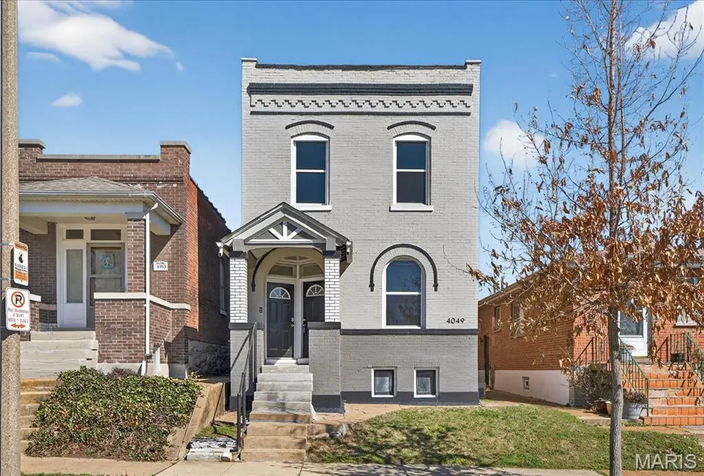 4049 Winnebago ST, St Louis, MO 63116