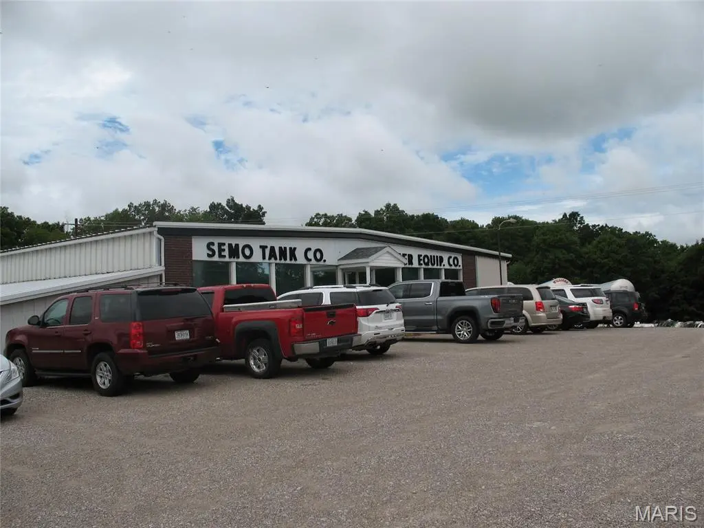 456 Semo LN, Perryville, MO 63775