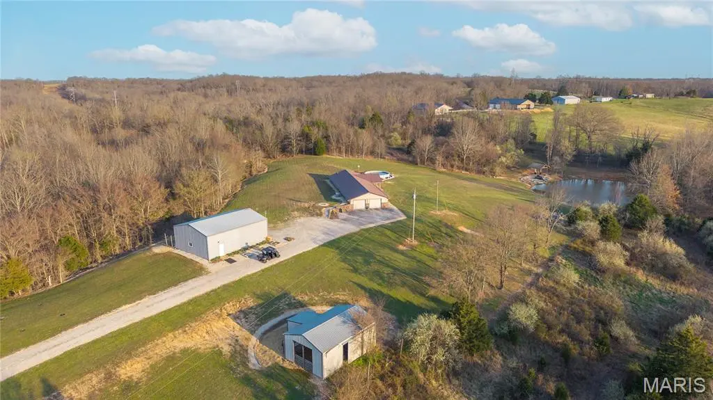 4311 County Road 379, Whitewater, MO 63785
