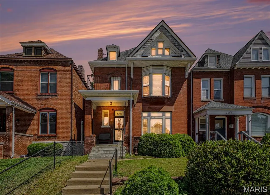 4361 Enright AVE, St Louis, MO 63108