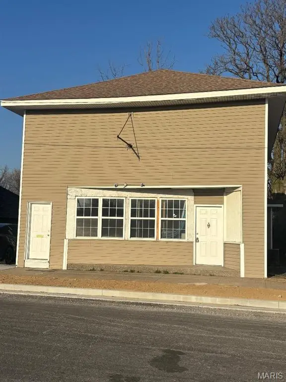 602 Wood River AVE, Wood River, IL 62095