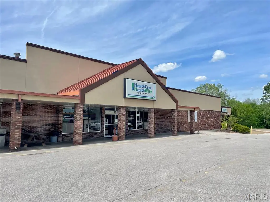 628 Old Saint Marys RD, Perryville, MO 63775