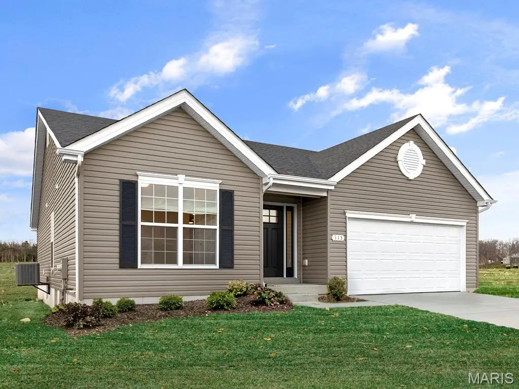 2347 Reiff DR, Florissant, MO 63031