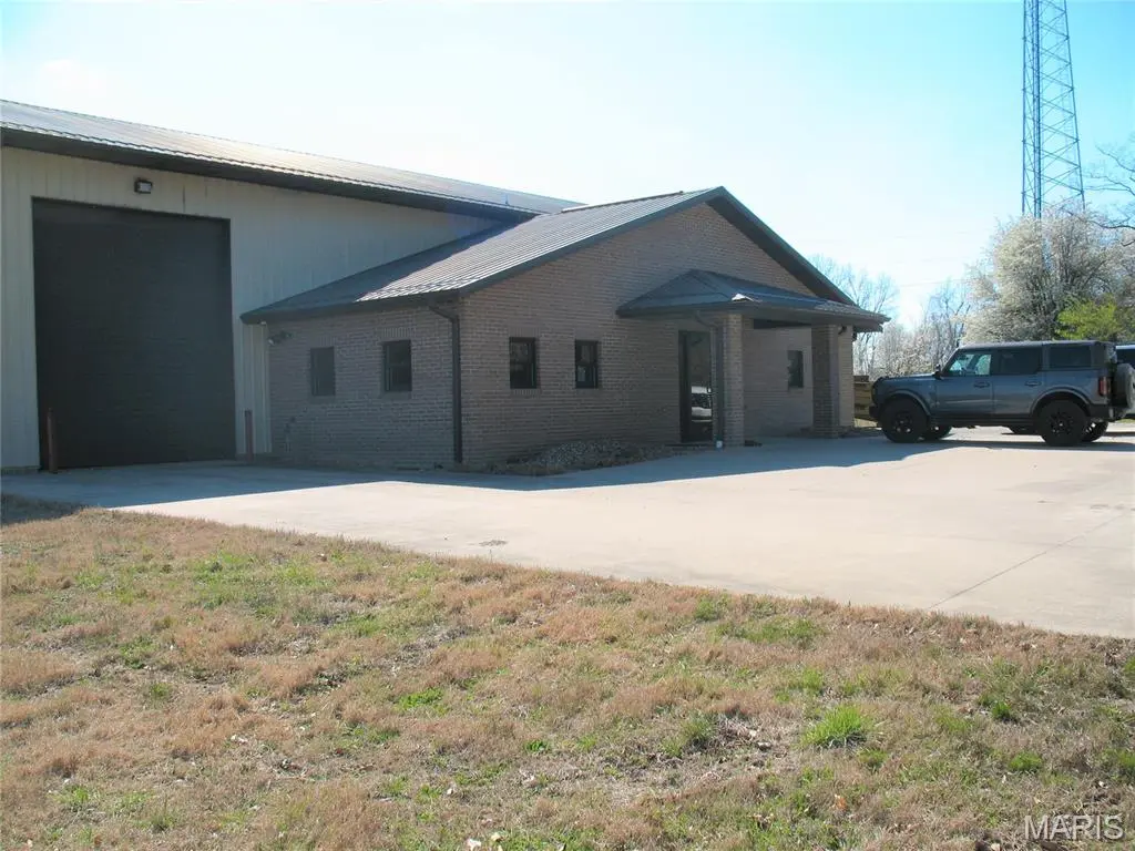 2285 Sacajawea LN, Cape Girardeau, MO 63701