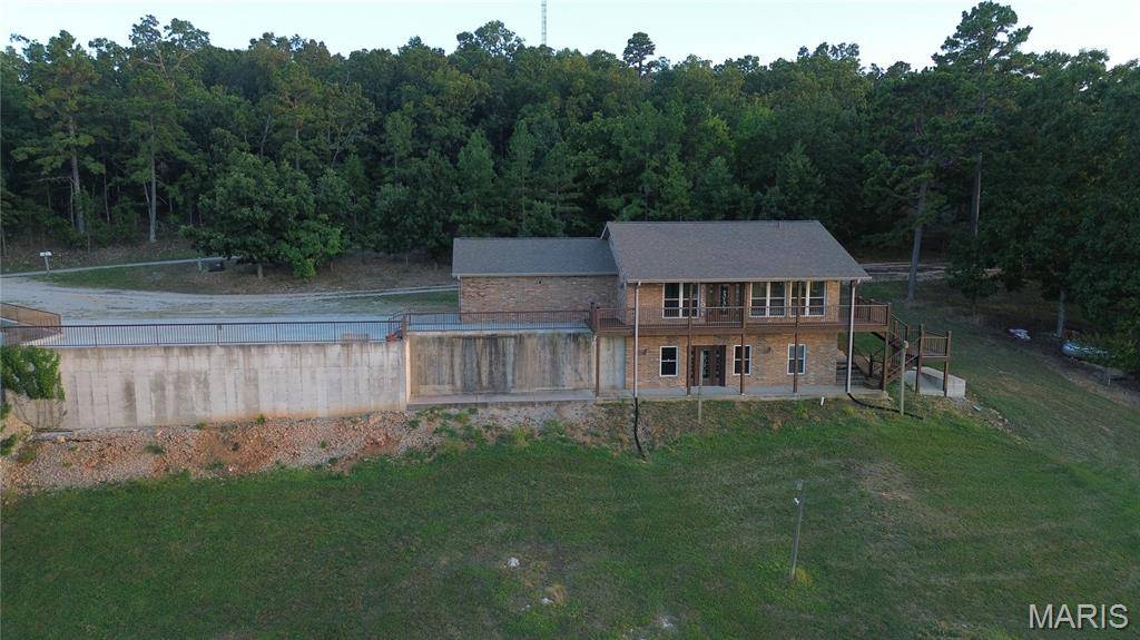 353 Skyline DR, Van Buren, MO 63965