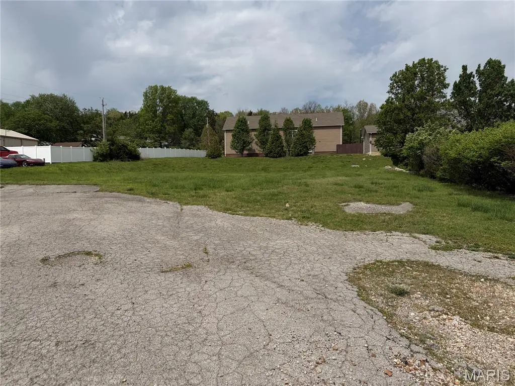 1337 W 5th ST, Eureka, MO 63025
