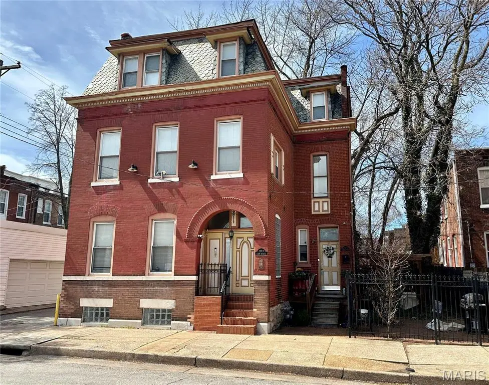 2609 Lemp AVE #B, St Louis, MO 63118