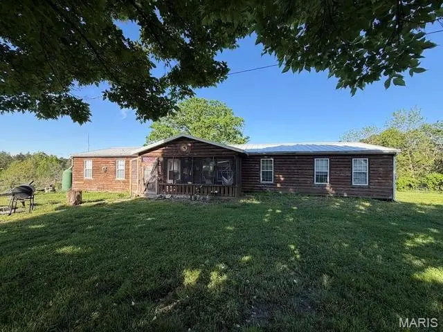 25755 Webb LN, Summersville, MO 65571