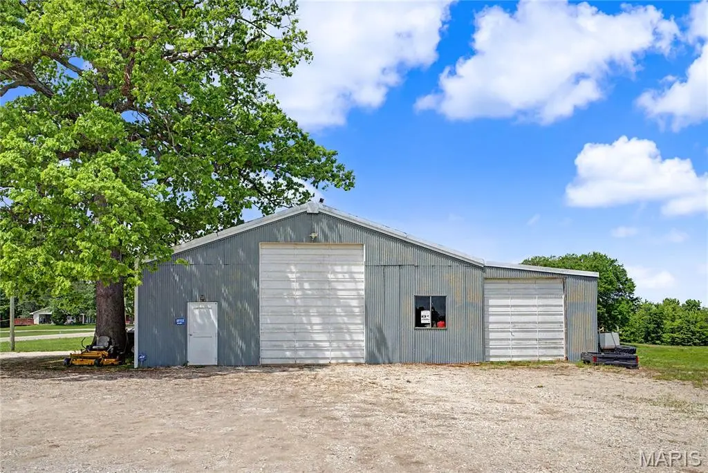7276 State Highway 72, Jackson, MO 63755