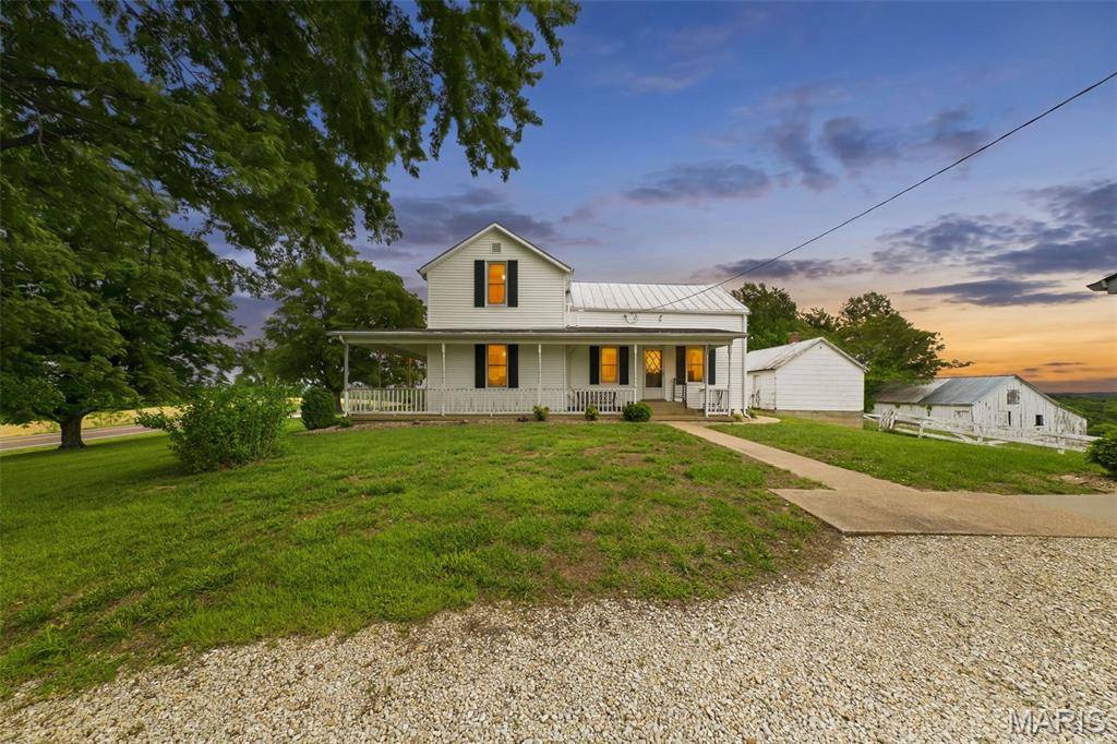 9094 Highway 100, New Haven, MO 63068
