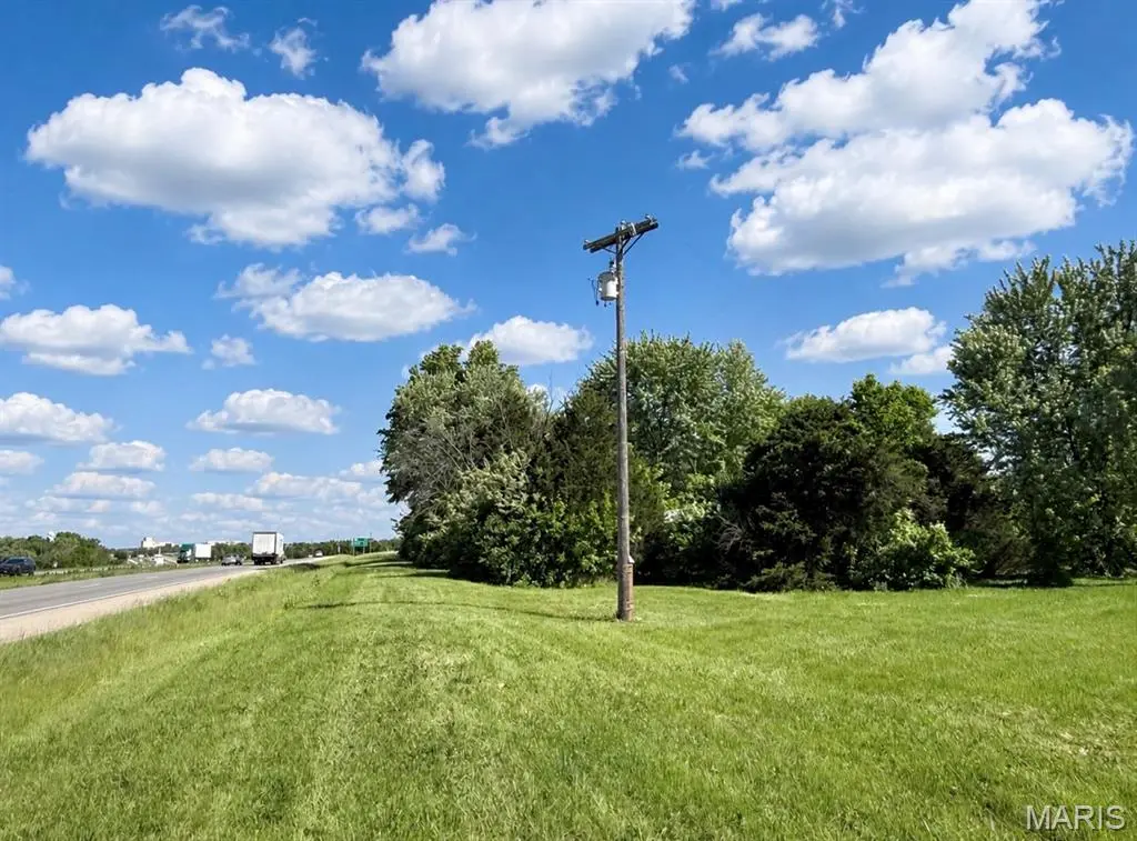 107 Mildred DR, Jonesburg, MO 63351