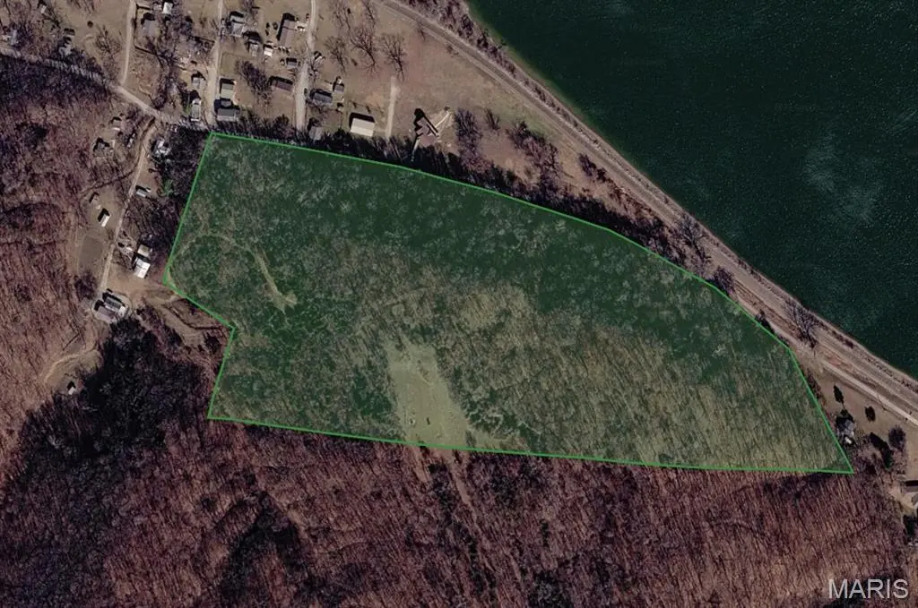 24 Monkey Run, Hannibal, MO 63401