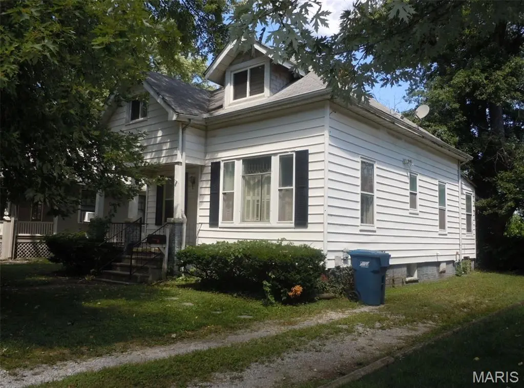 406 Springer AVE, Edwardsville, IL 62025
